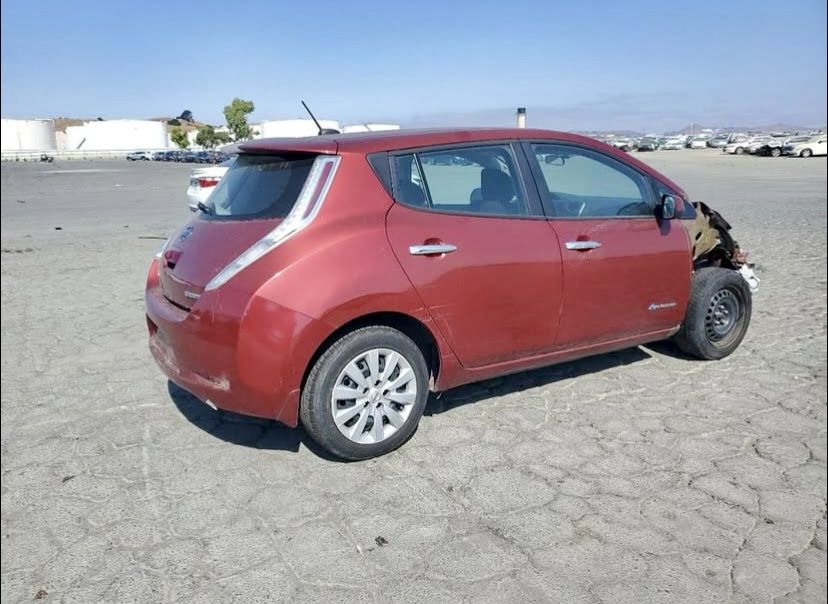 Nissan Leaf SV 2015