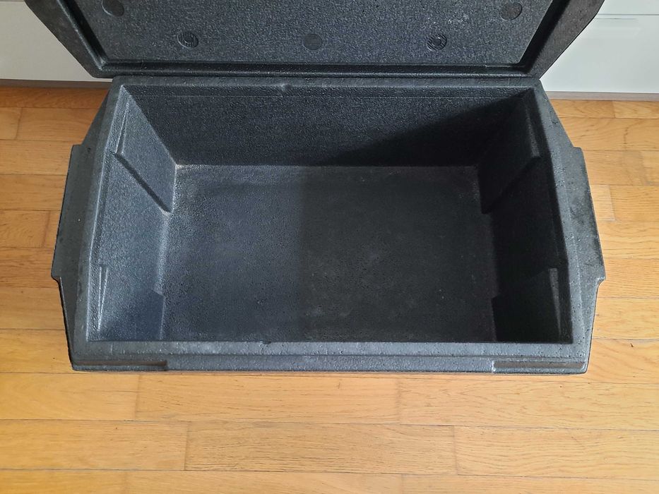 Thermo Future Box Lodówka podróżna z pokrywą chłodząca bez prądu 37 l