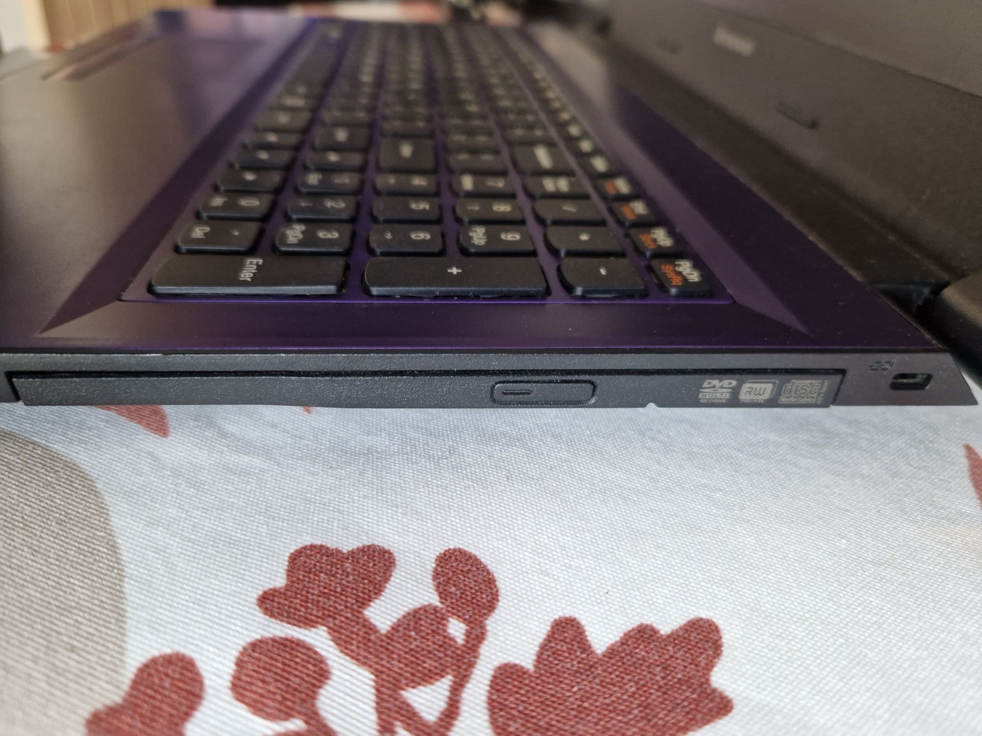 Lenovo ideapad 305-15