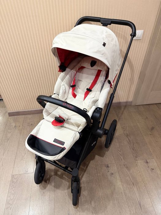 Продам cybex platinum Ferrari