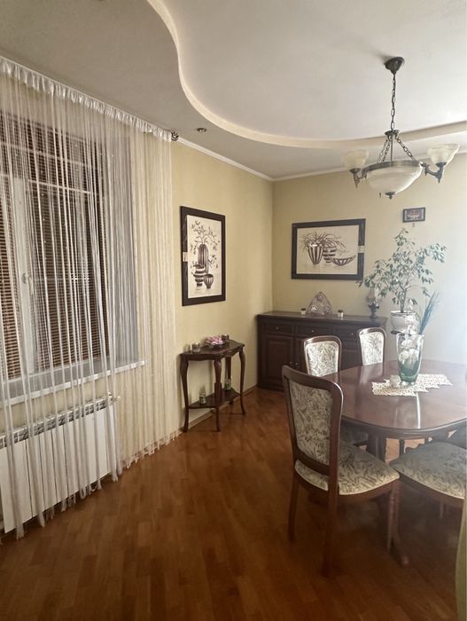 Продаж будинку в Вишгороді біля Київського моря з ремонтом