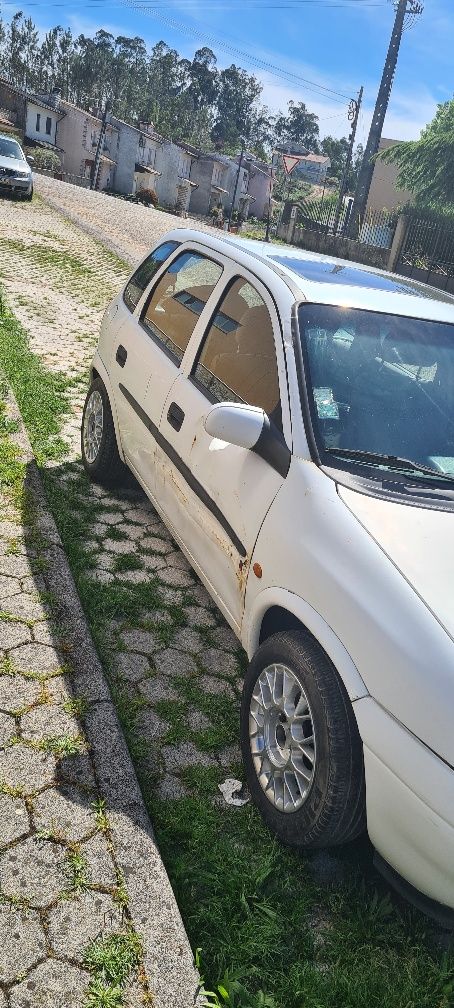 Opel Corsa b 99.