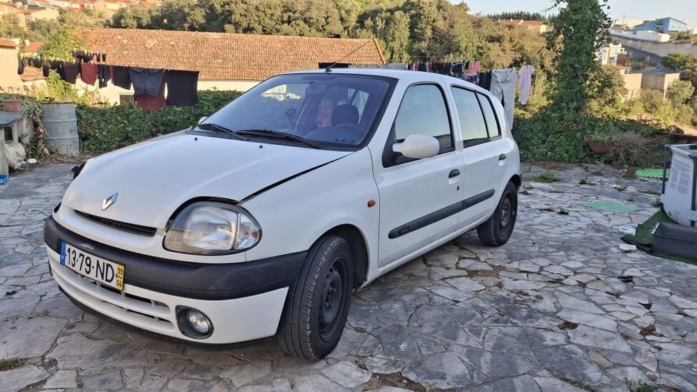 Renault Clio 1.9 D 1999