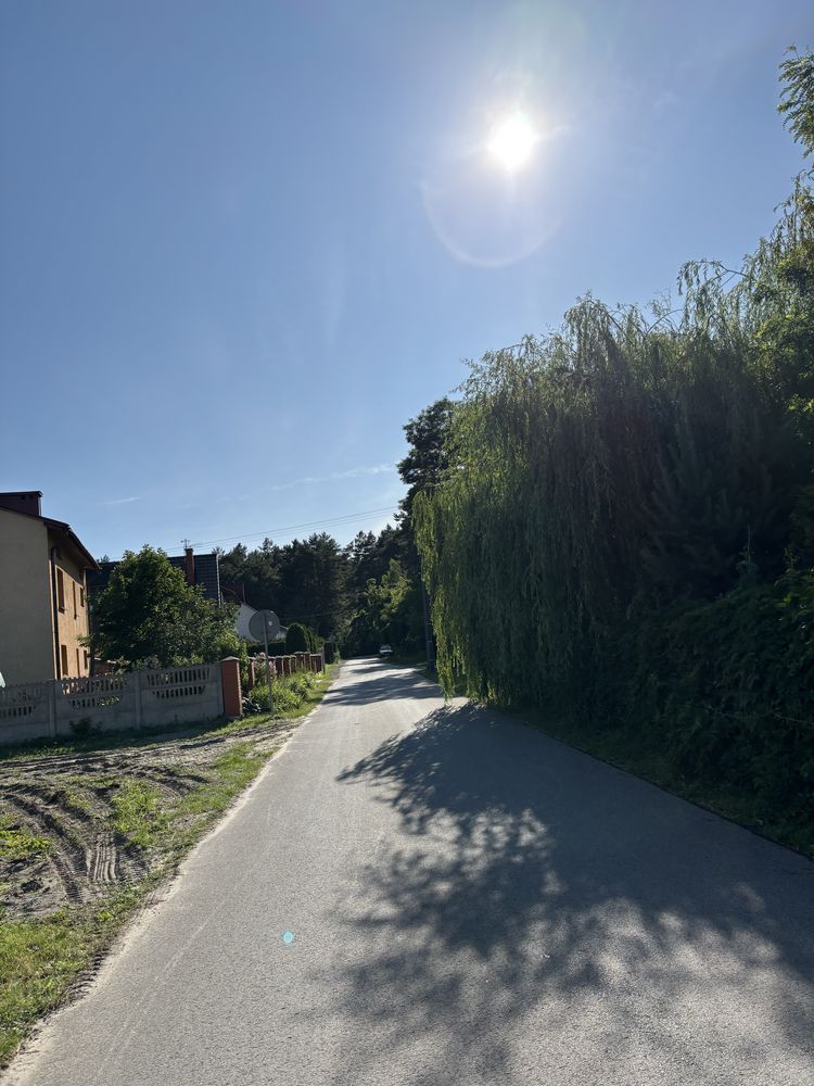 Działka budowlana 7 ar, ok. 1 km od Tomaszowa, z dostępem do mediów