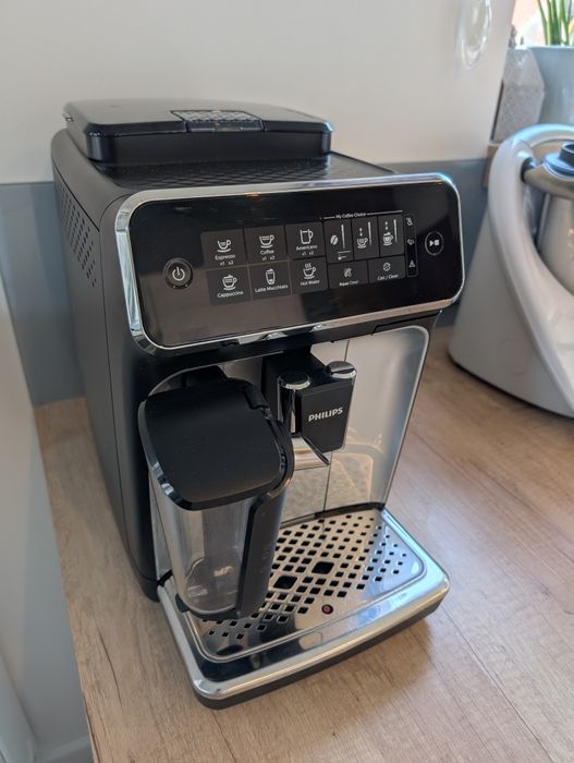 Ekspres Philips 3200 LatteGo EP3246/70