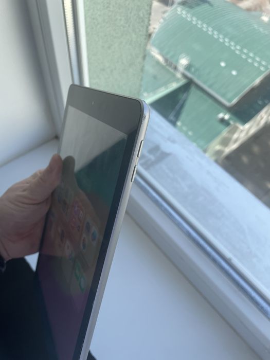 Продам Ipad 6 на 256