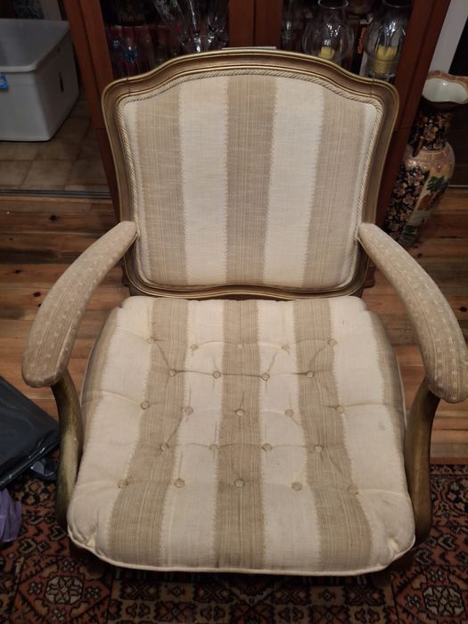 Cadeirão linsiddimo