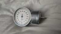 Radziecki zegar do ciśnieniomierza