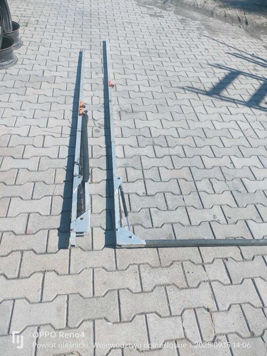 Miarki do mierzenia wysokosci załadowanych samochodów Lohr autotransp.