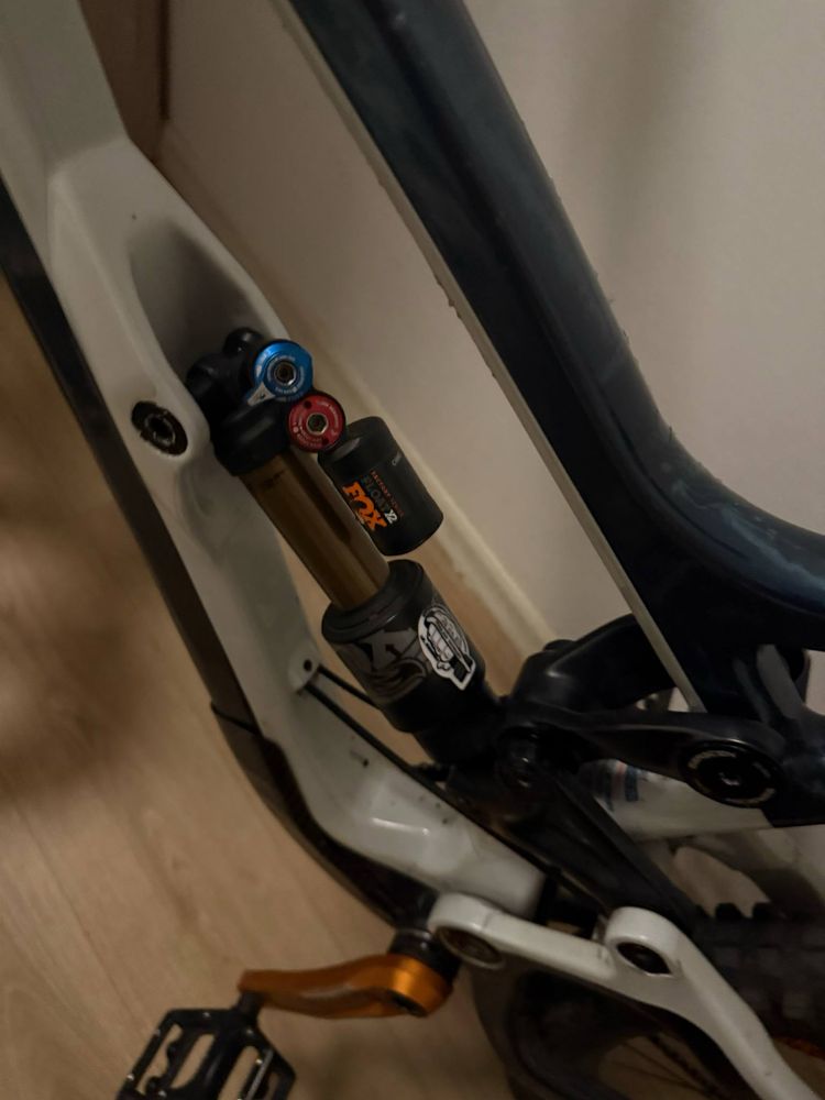Saracen Ariel C LTX XL Carbon/ Zeb/ Float X2