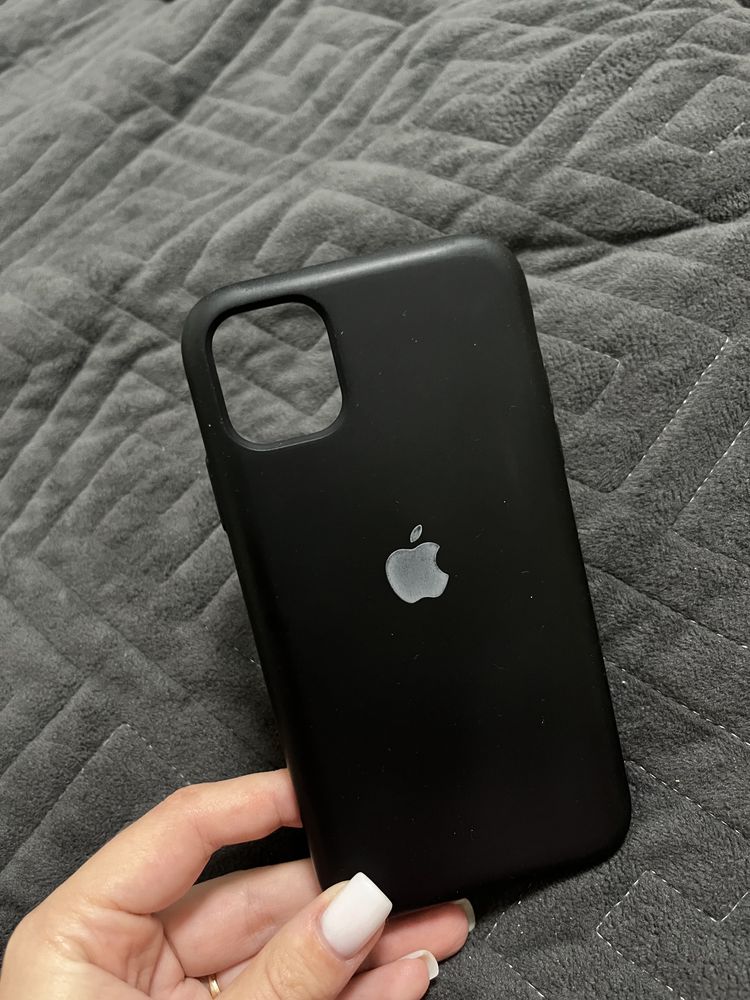 Продам iPhone 11 64Gb