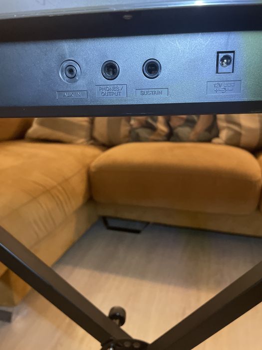 YAMAHA Piano 61 teclas