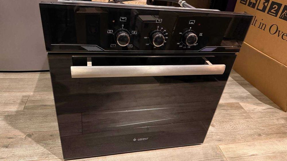 Продам газовий духовий шкаф