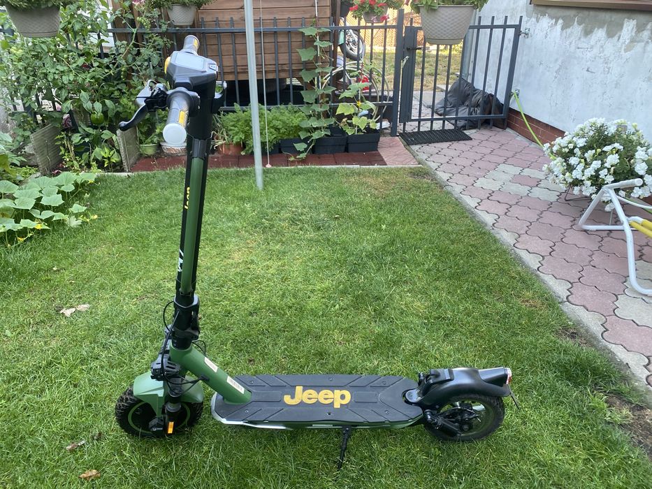 Hulajnoga elektryczna Jeep