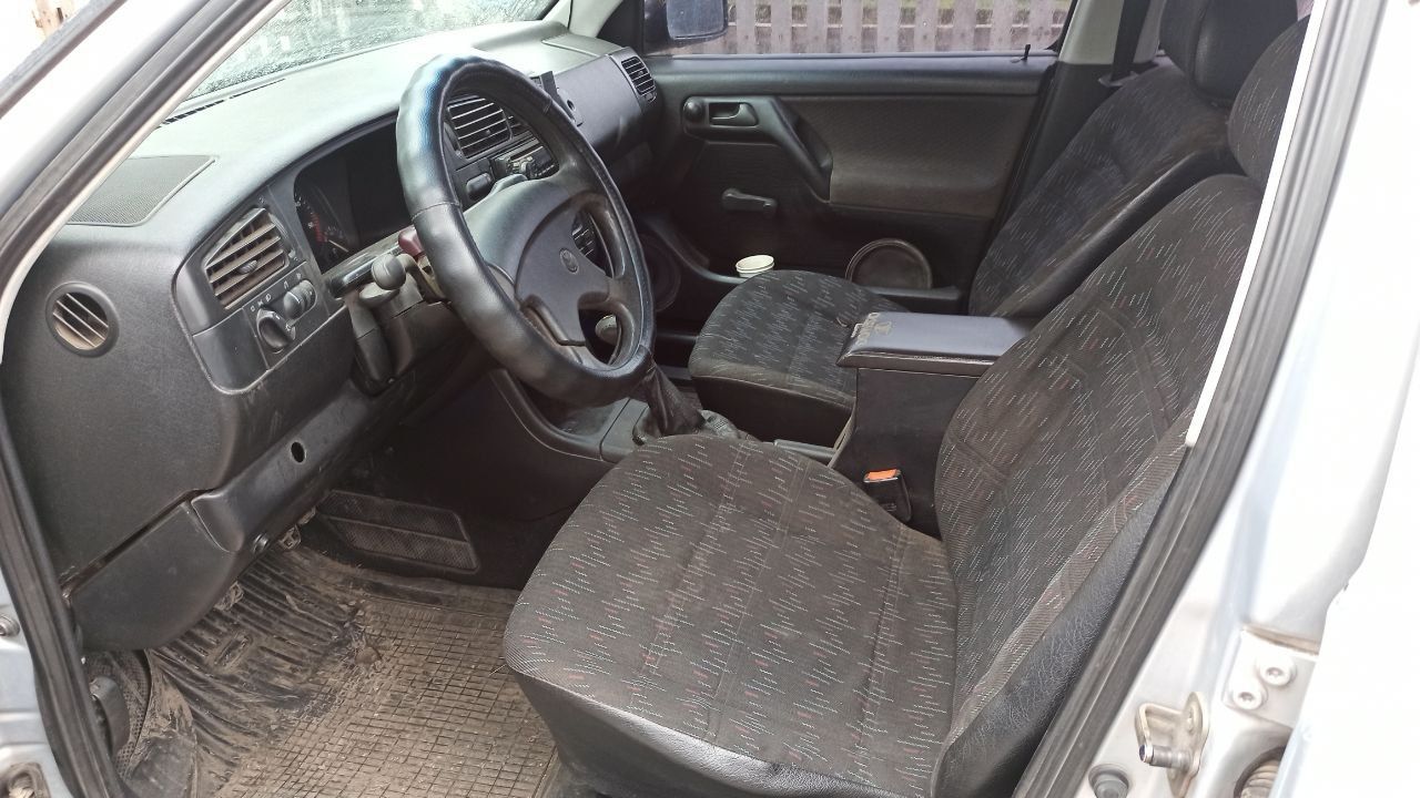 Авто для військових.