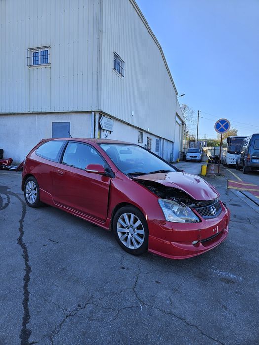 Honda Civic VII 1.6i de 2006 para peças 
Não vendo comp