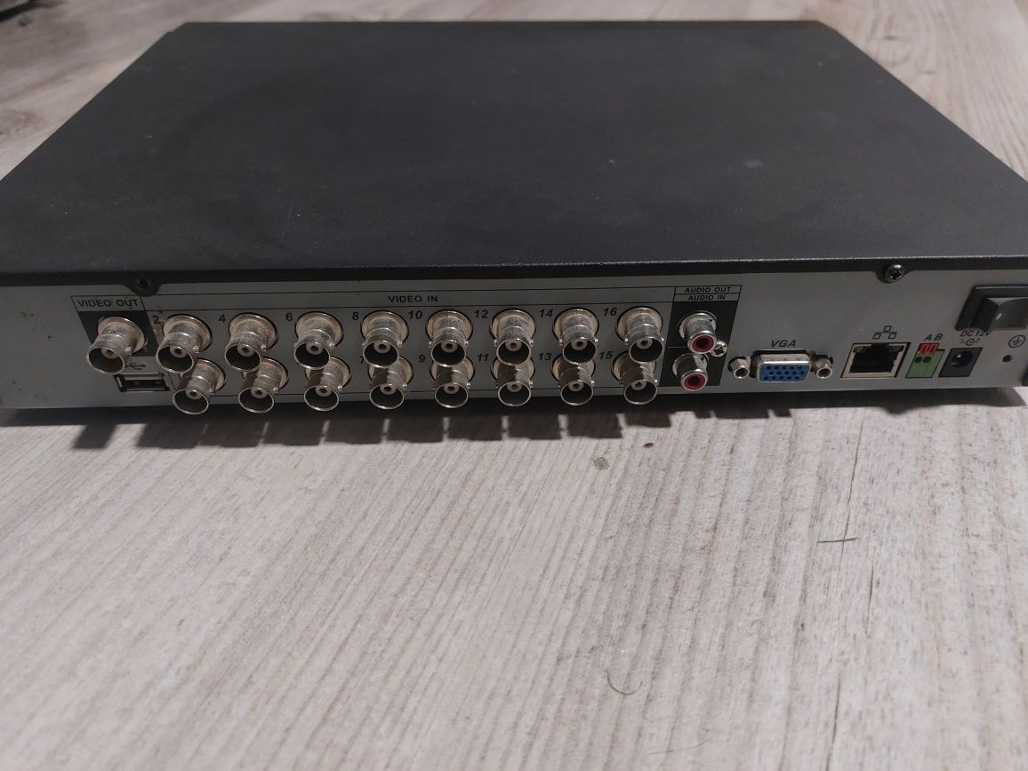 Rejestrator do kamer DVR BCS1604E
