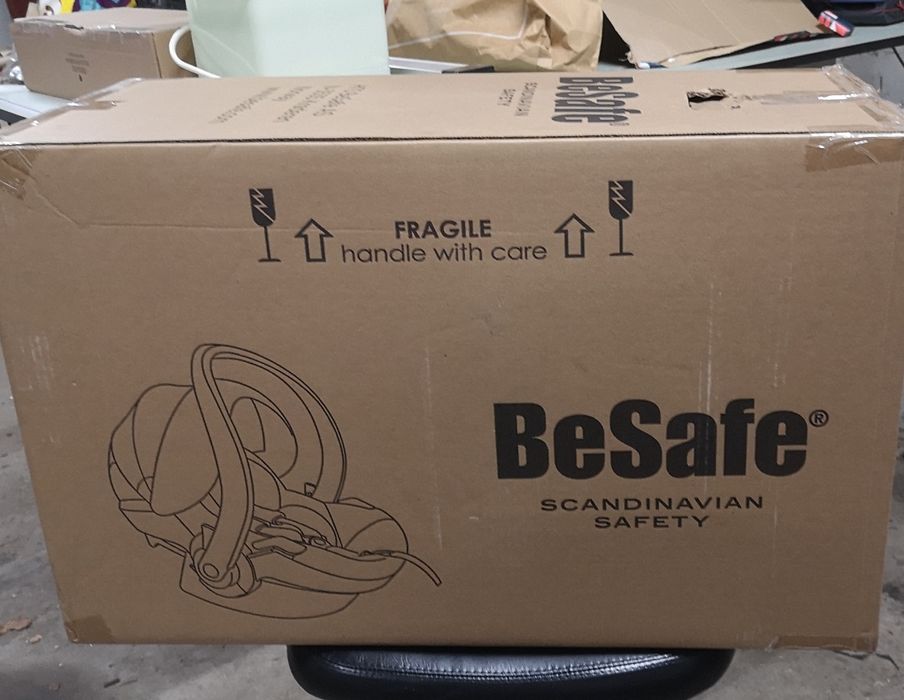 Vendo ovo da BeSafe, em bom estado.