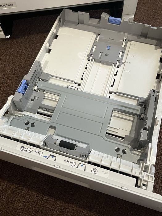Принтер HP LaserJet Pro M402dne