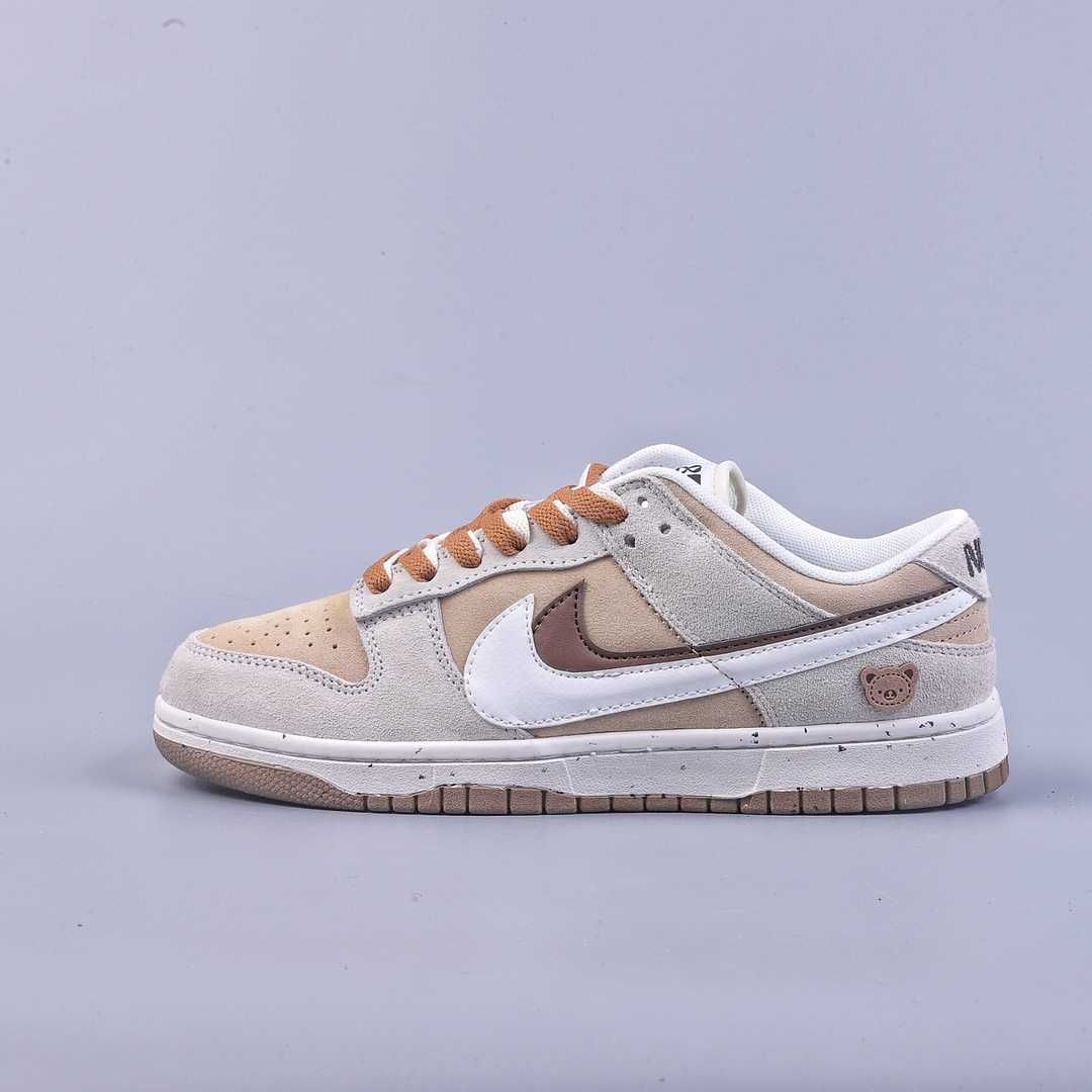 Nike SB Dunk Low SE Swoosh DO9457-