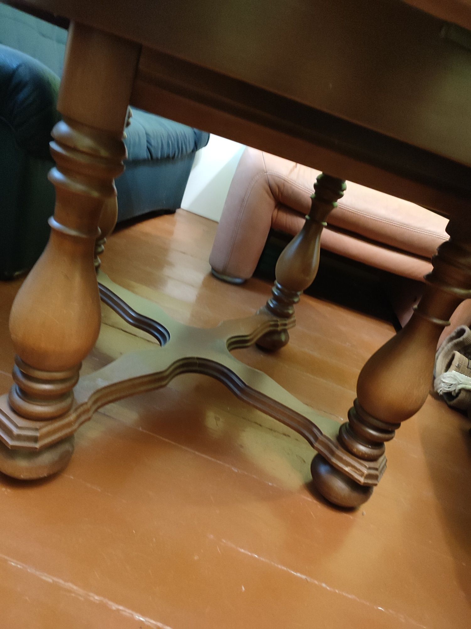 Дерев'яні столи/ деревянные столы