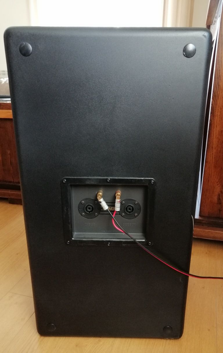 Colunas Tannoy 15 100db (driver Dual Concentric)- de estúdio.