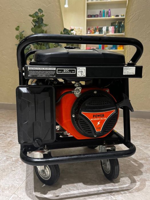 Бензиновий генератор 3.6Квт