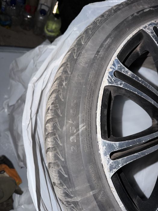 BMW Диски + Резина Зима 225/45/17 - 5/120