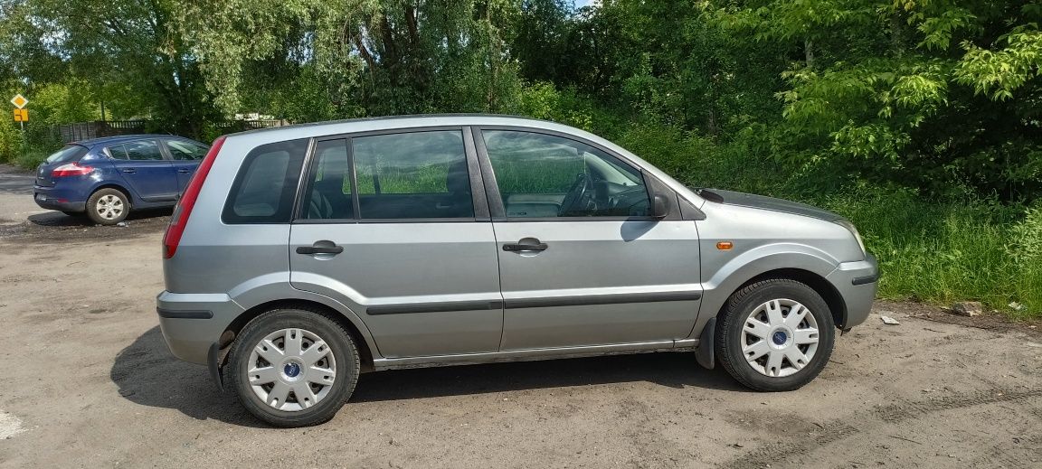 Samochod osobowy Ford Fusion