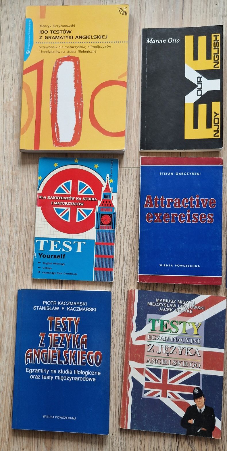 12 książek testy z angielskiego,  Test your English