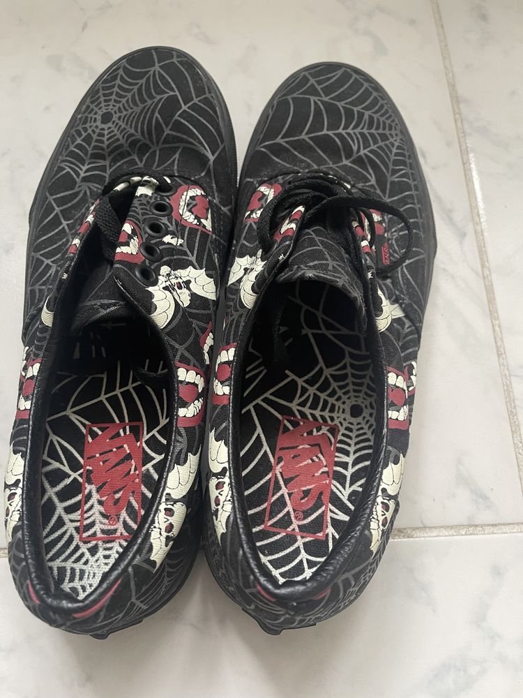 Кеди  VANS хороший стан
