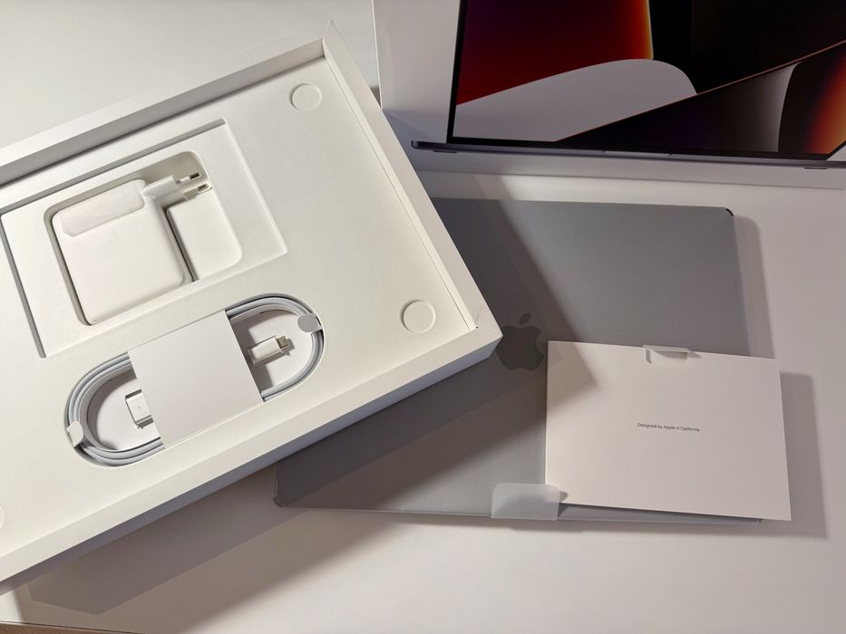 Mac Book Pro M1 32GB RAM 1TB SSD Użytwany - Stan bardzo dobry FV VAT