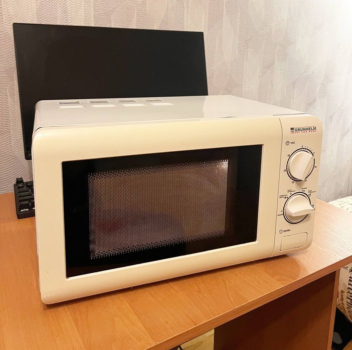 Продам Микроволновку, отличное состояние