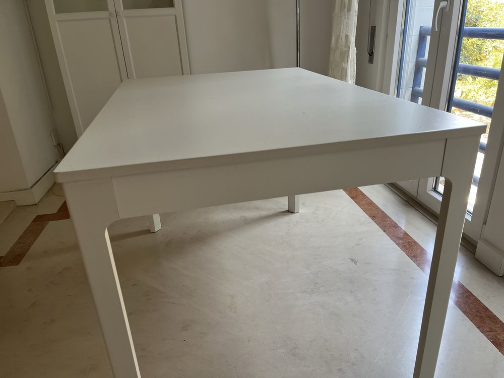 Mesa extensível ikea •  Ekadalen • Ótimo estado