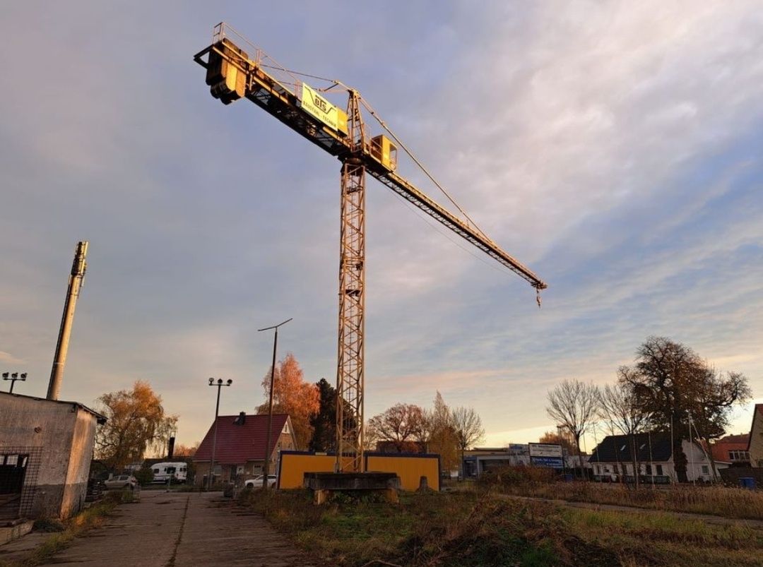 Продам Liebherr 71 EC