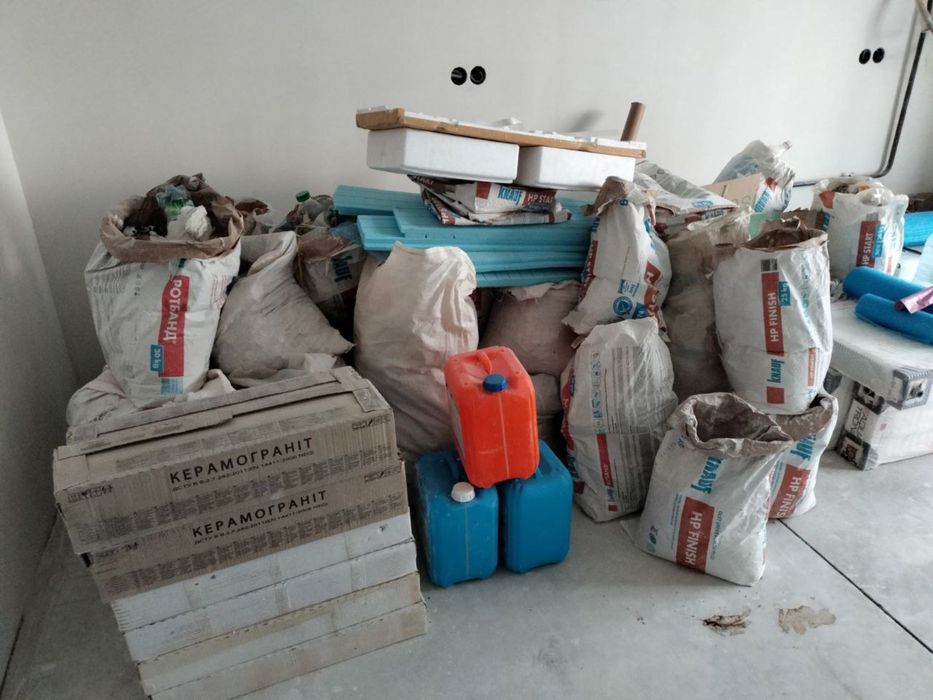 Вивіз будівельного сміття, старих меблів, техніки та інше