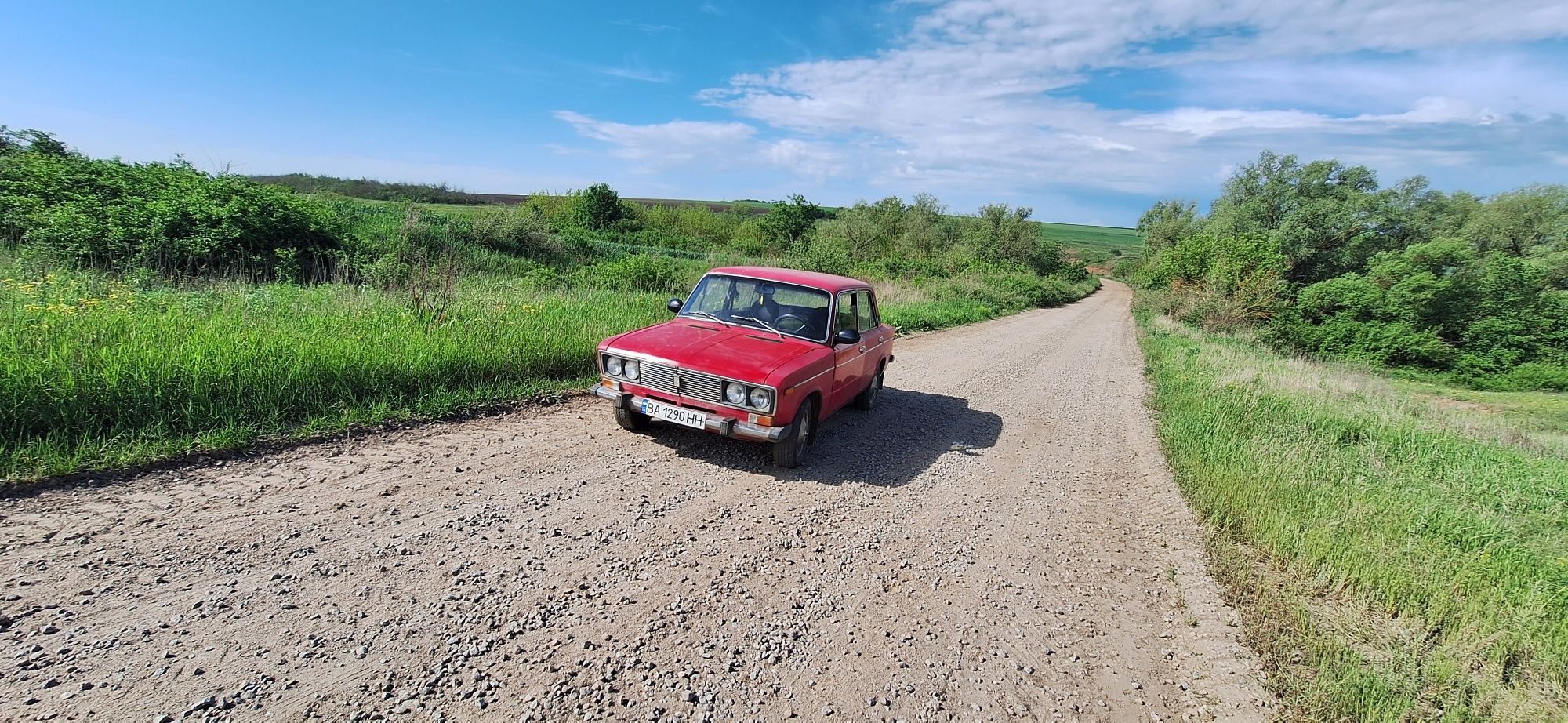 Ваз 2106 в хорошому стані сів поїхав
