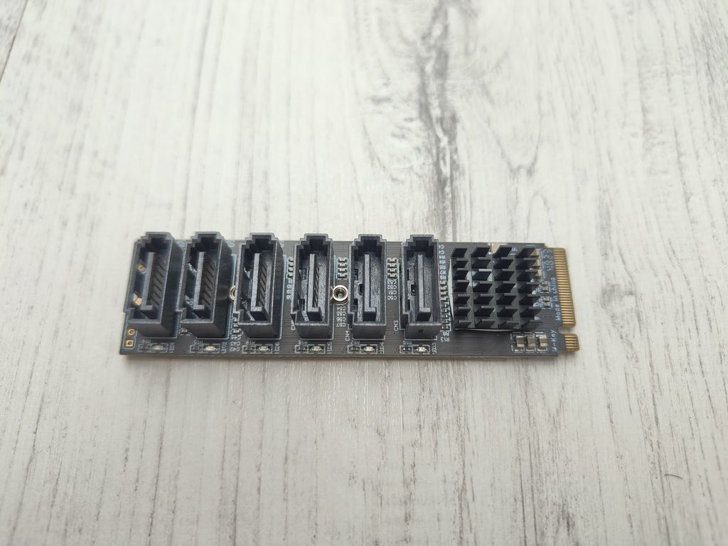 Karta adapter M.2 do SATA 3.0 M.2 MKEY PCI-E Karta 6 SATA porów