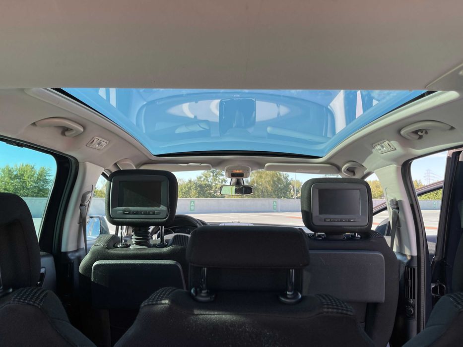 Peugeot 5008, 2010 rok, 150km, 7os.