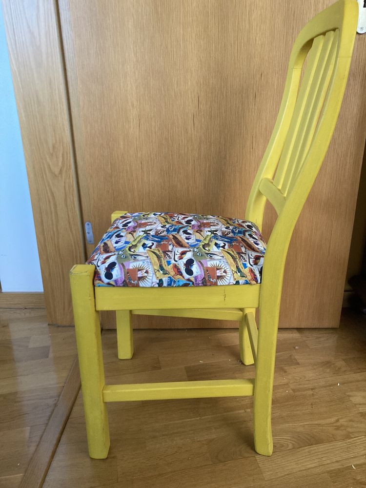 Cadeira decorativa forrada fronha