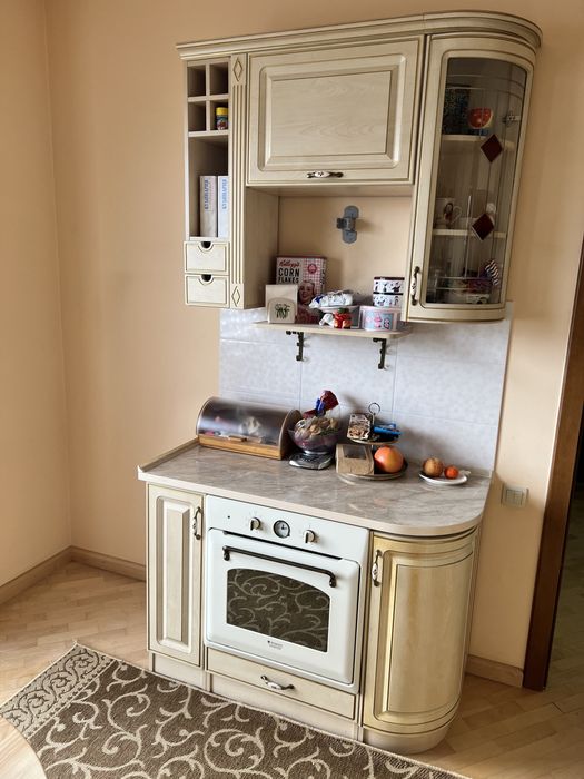 Продам НЕДОРОГО кухню з технікою