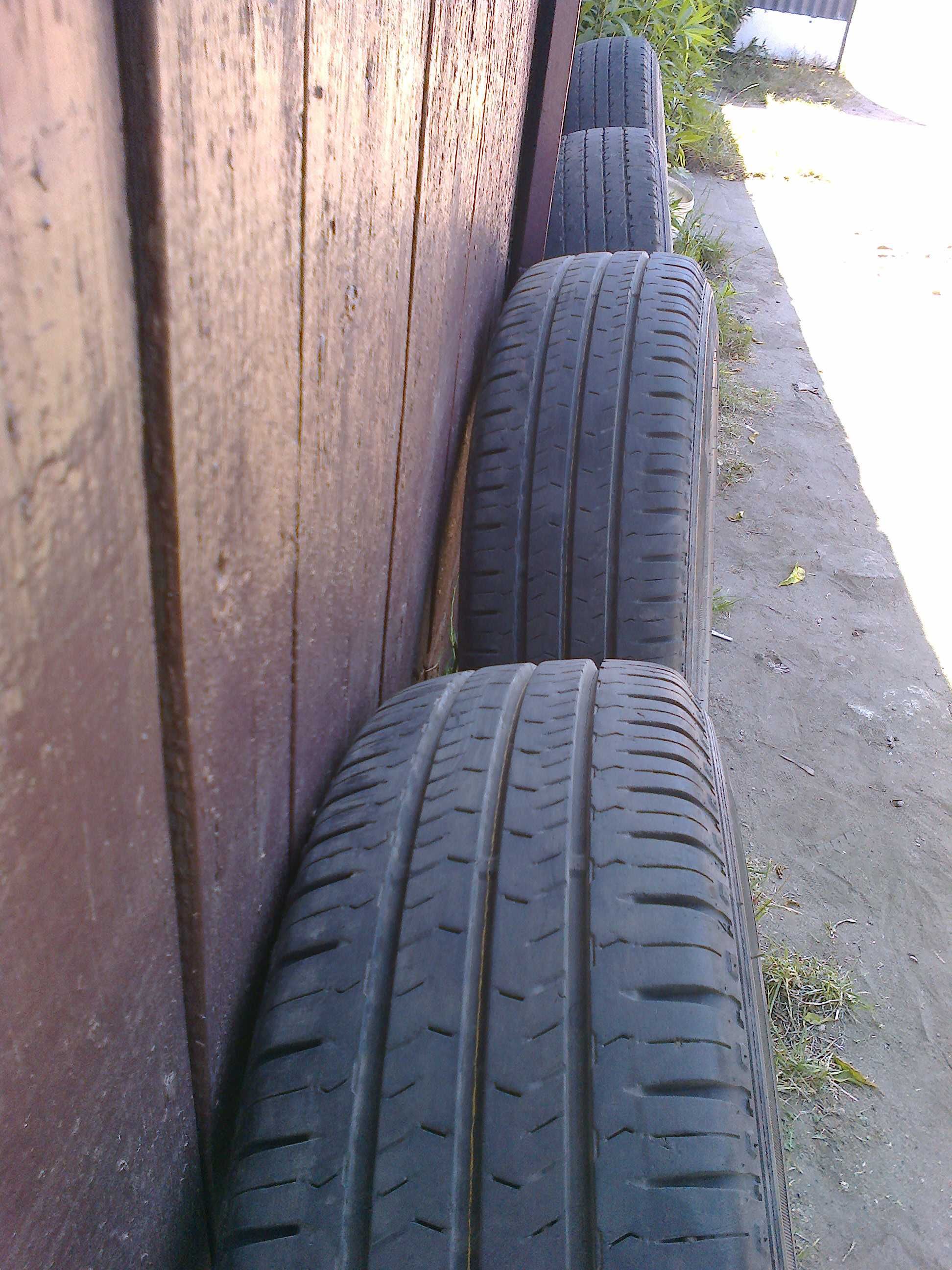 Opony 205/75 R16 C -Bus- 7mm - Lublin-Sprinter- 170 zł za cały komplet