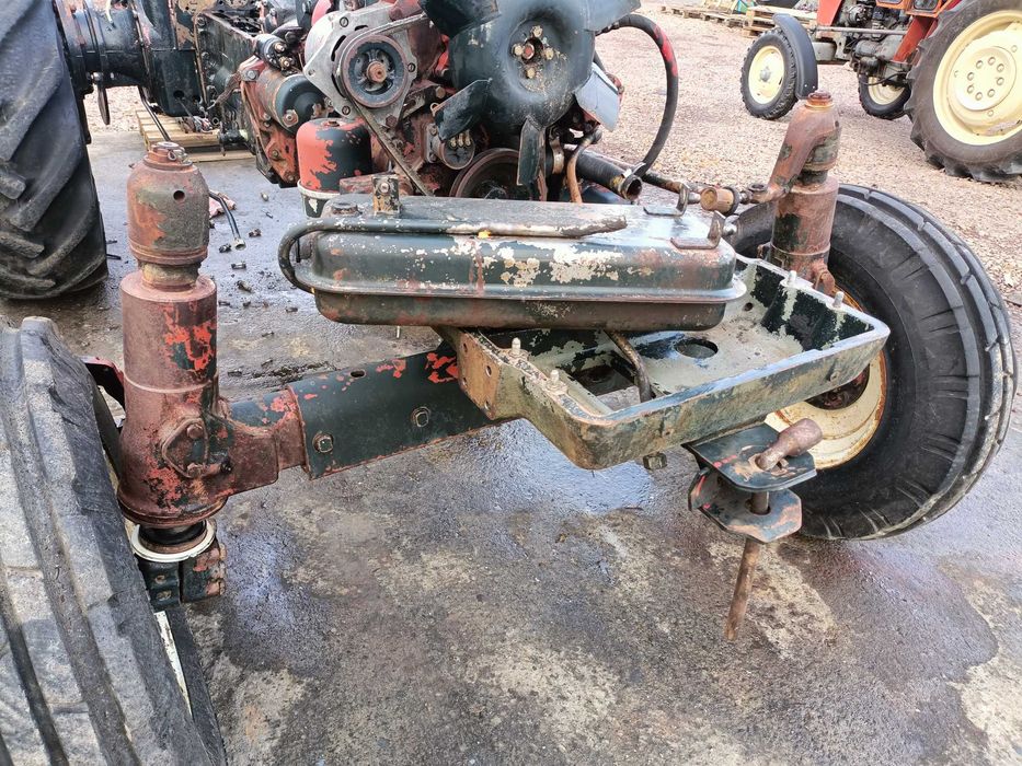 przód oś miękka belka resorowana amortyzowana zetor 6711,5711 ursus