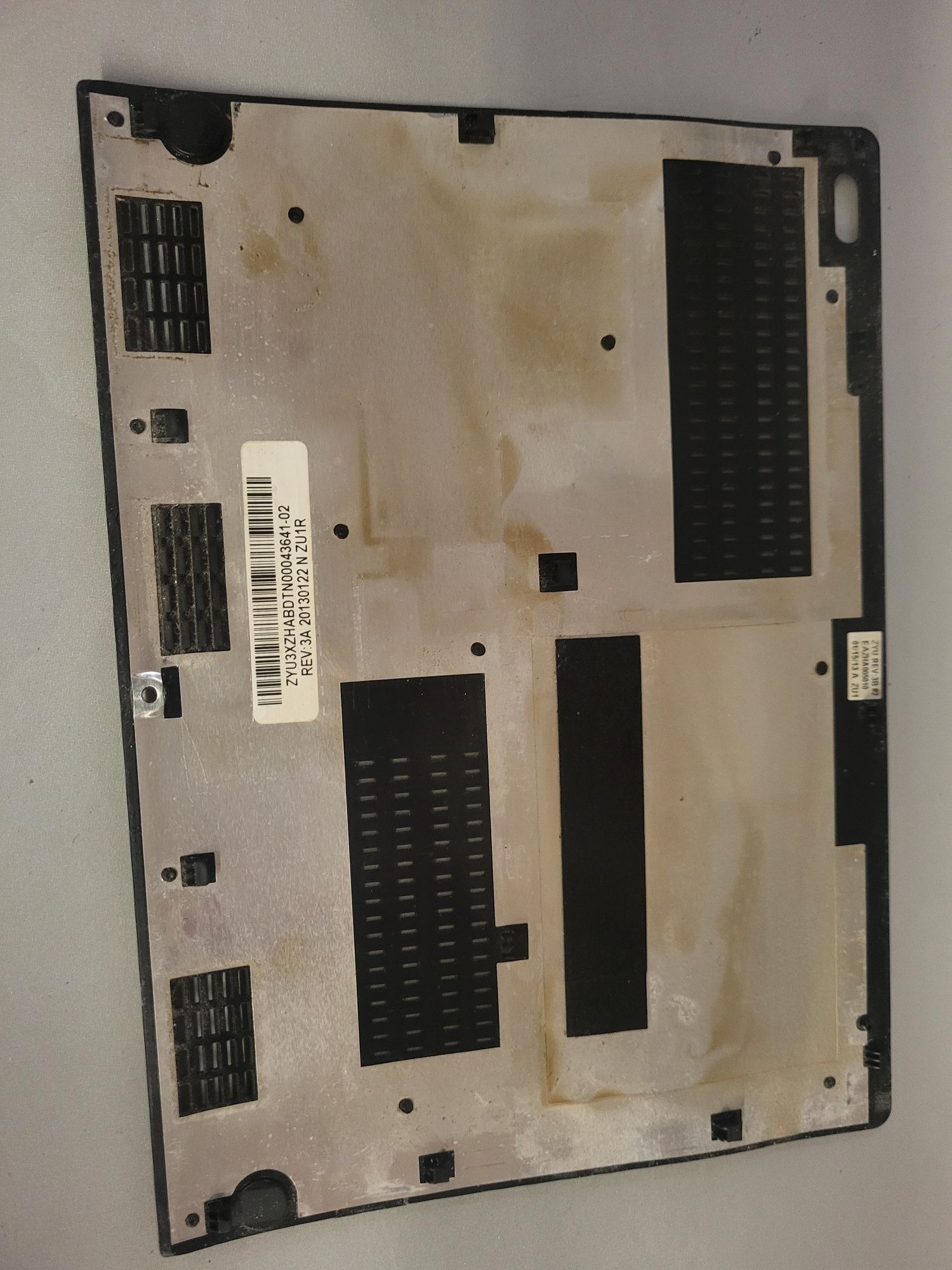 Sprzedam dolną zaślepkę do Laptopa Acer aspire V5 121 C72