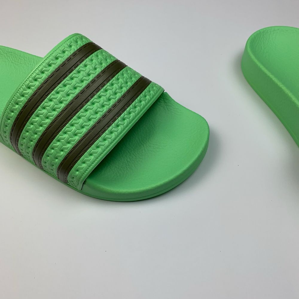 ОРИГІНАЛ жіночі шльопанці Adidas Adilette тапки шльопки 37 22.5 см
