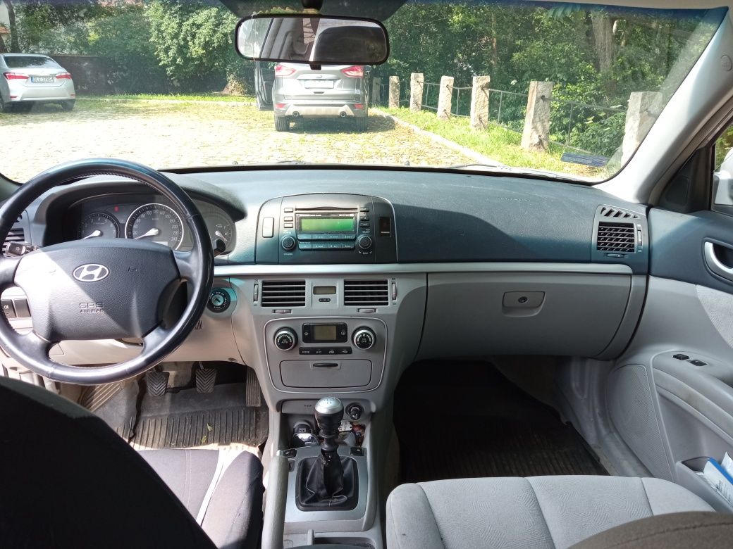 Hyundai Sonata 2,4
