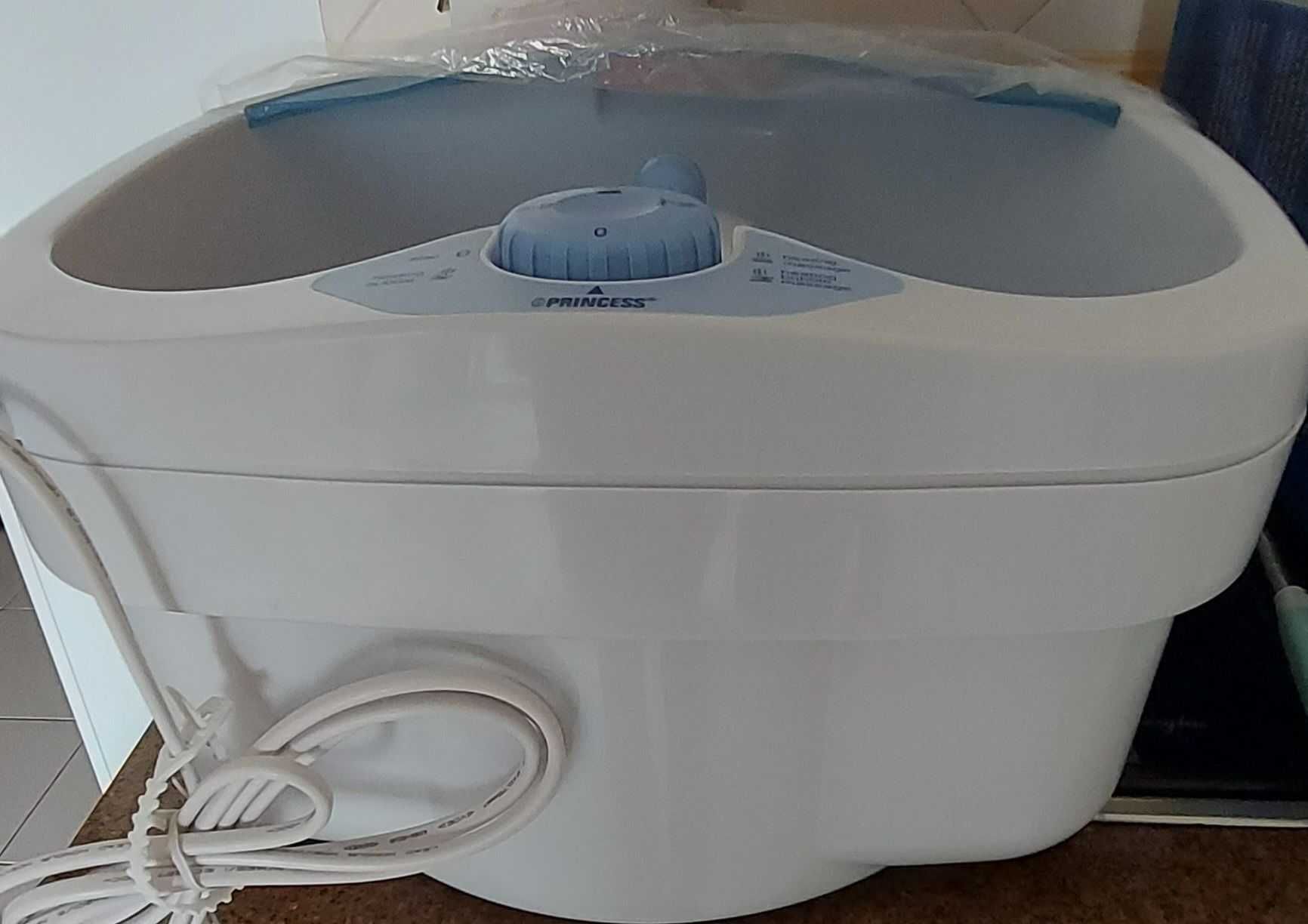 massajador de pés com água quente, por estriar.
