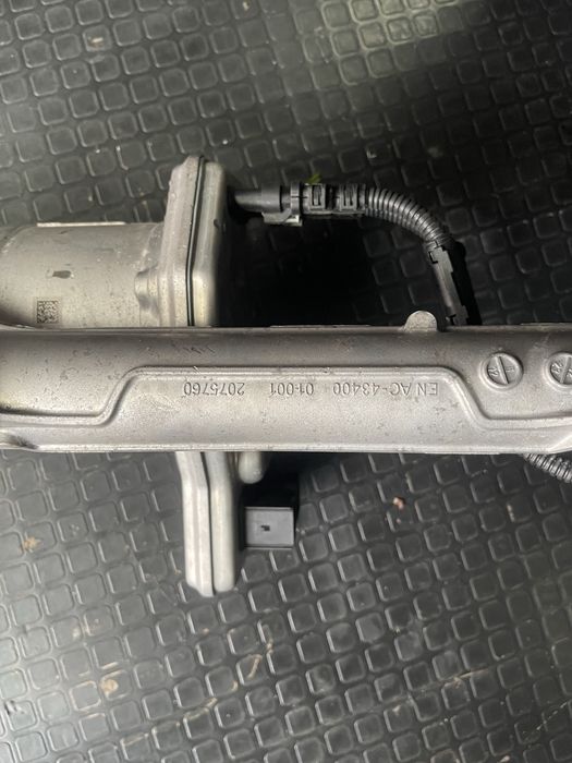 Рульова рейка Tesla Model 3 и Tesla Model Y