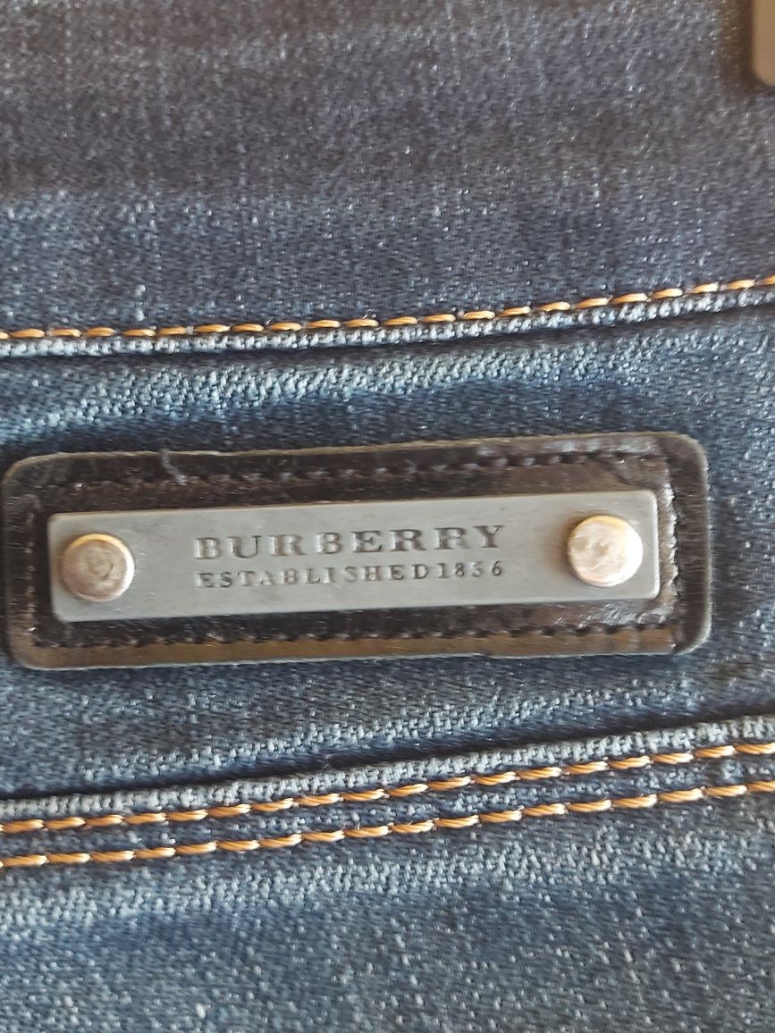 Spodenki krótkie jeans rozmiar S/M firma Burberry