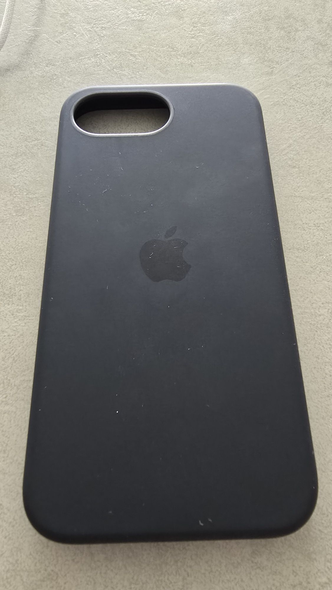 iPhone 16e na gwarancji